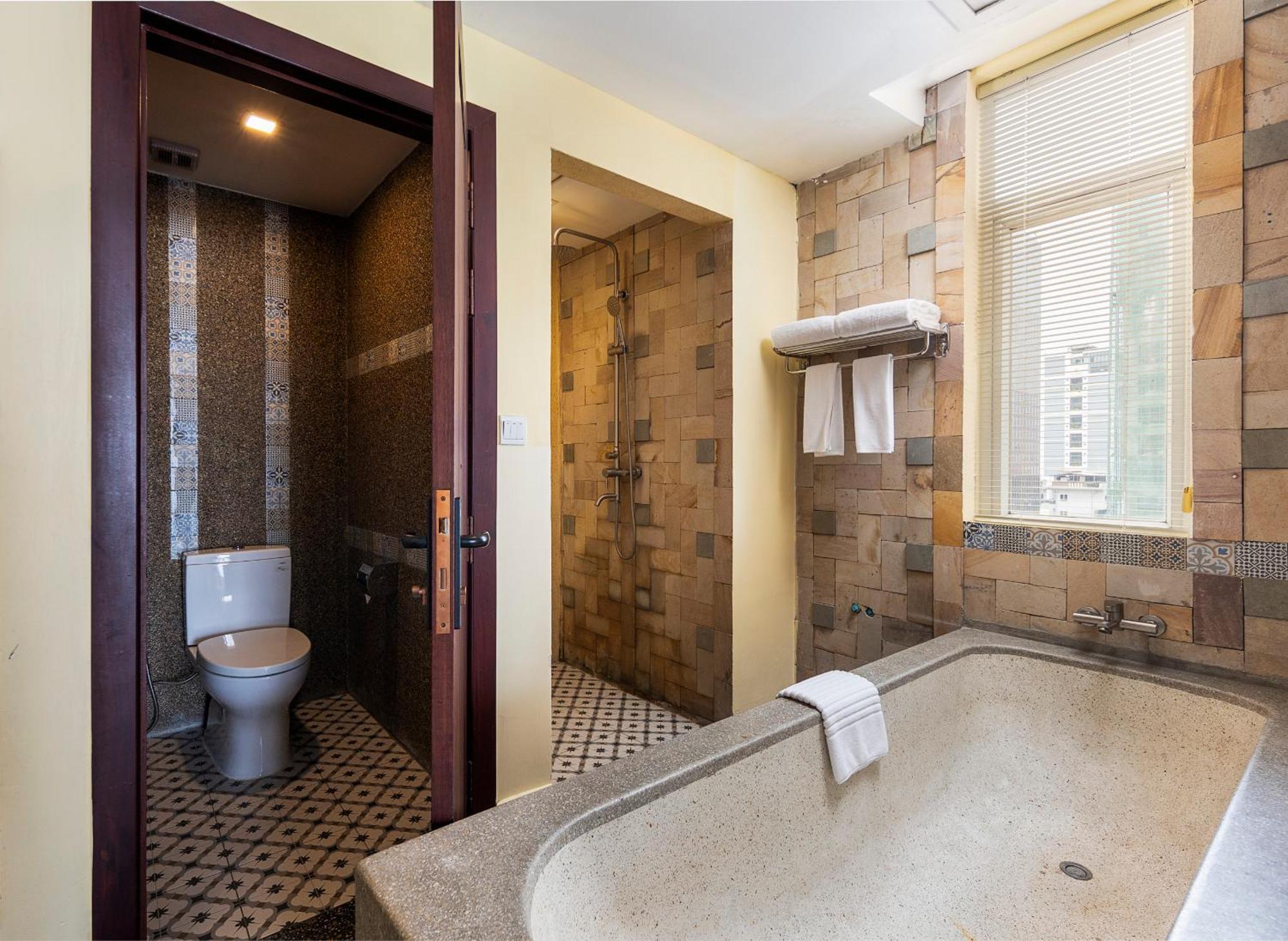 פנום פן Arison Hotel מראה חיצוני תמונה