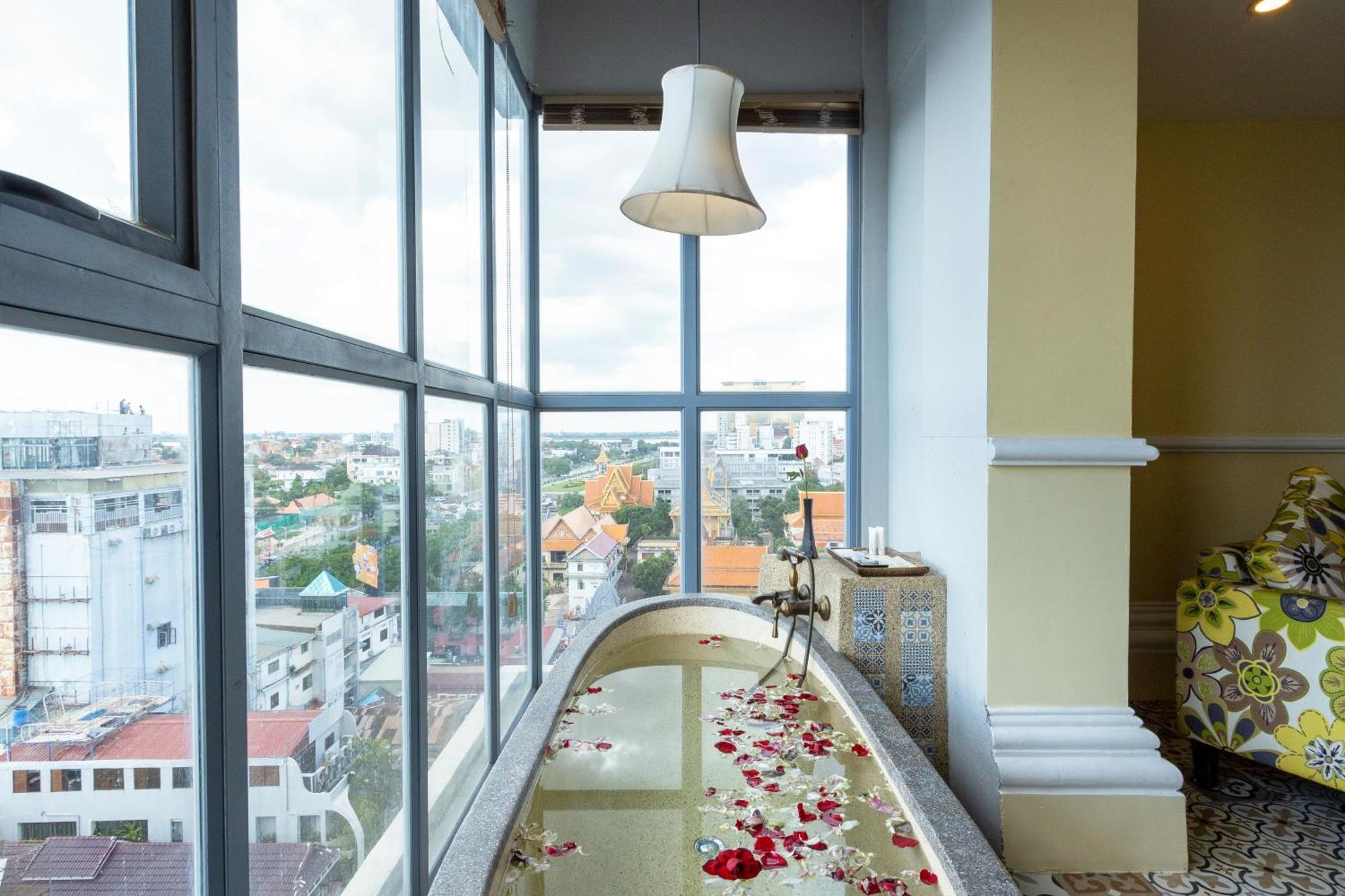 פנום פן Arison Hotel מראה חיצוני תמונה